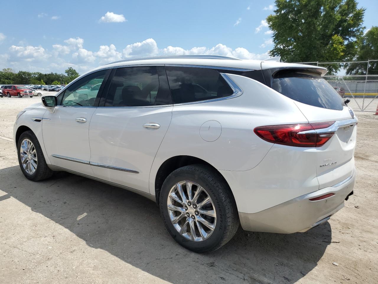 BUICK ENCLAVE ESSENCE