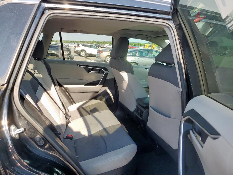2021 TOYOTA RAV4 XLE - 4T3RWRFV9MU020276