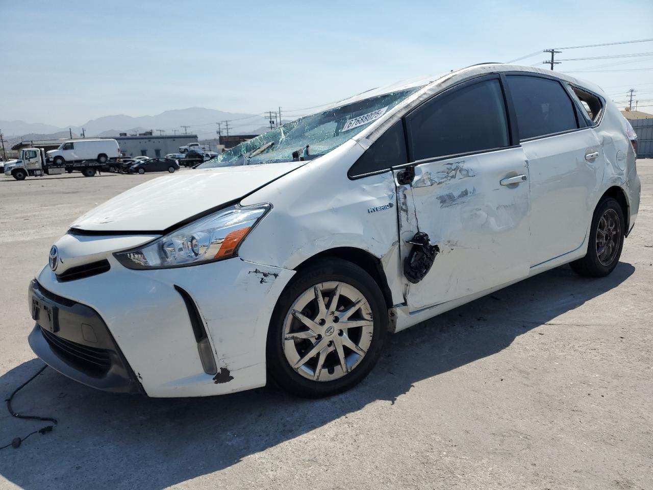 TOYOTA PRIUS V