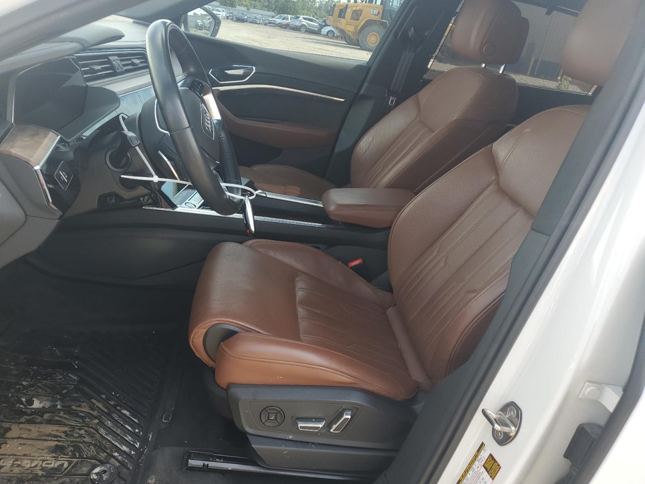 AUDI E-TRON PRESTIGE