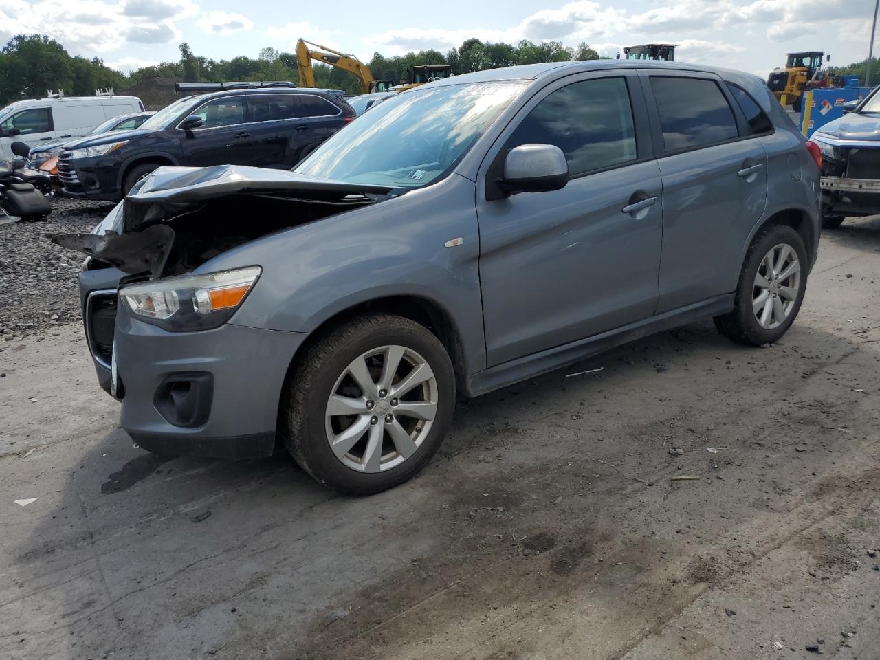 MITSUBISHI OUTLANDER ES