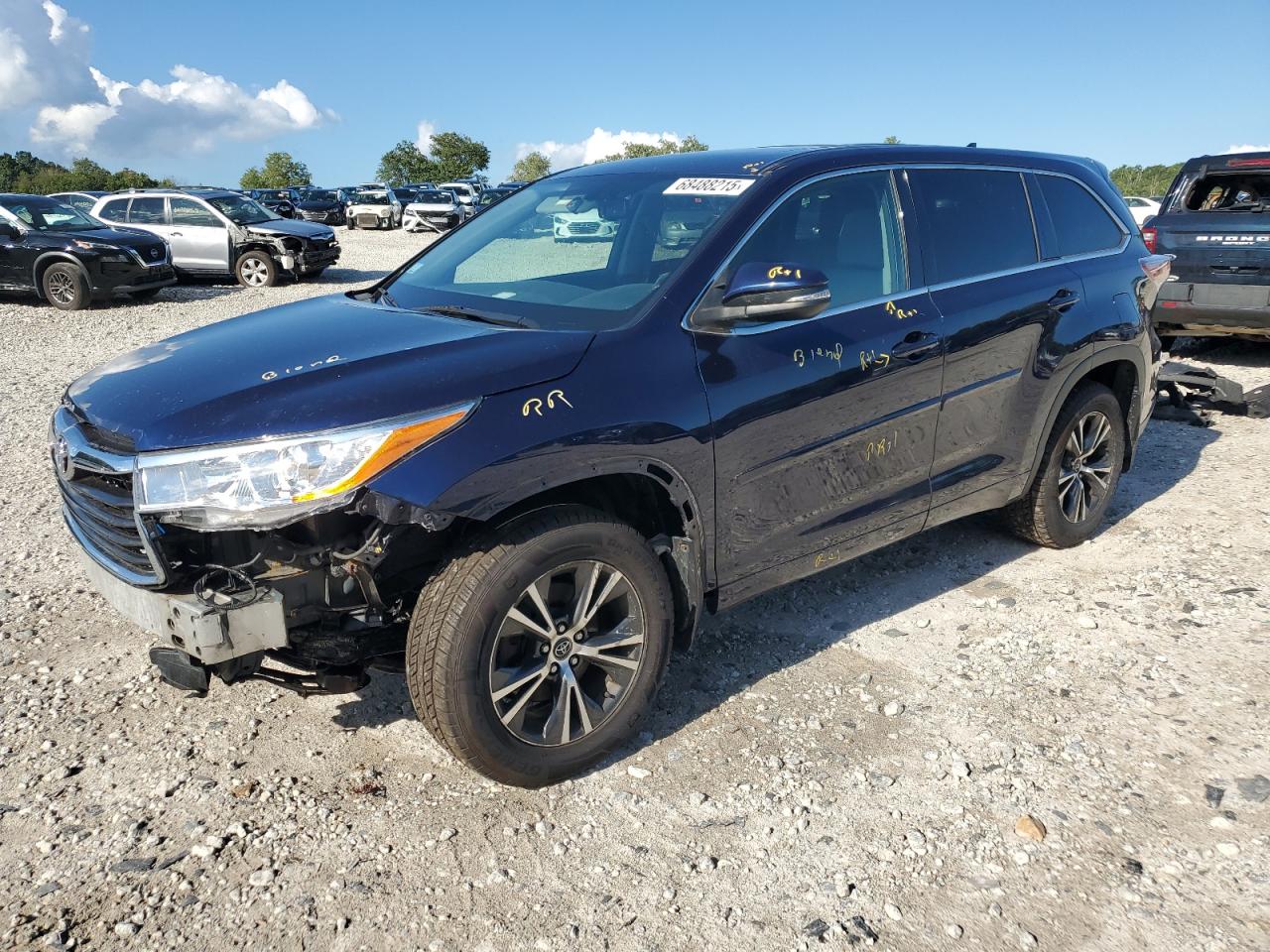 TOYOTA HIGHLANDER XLE