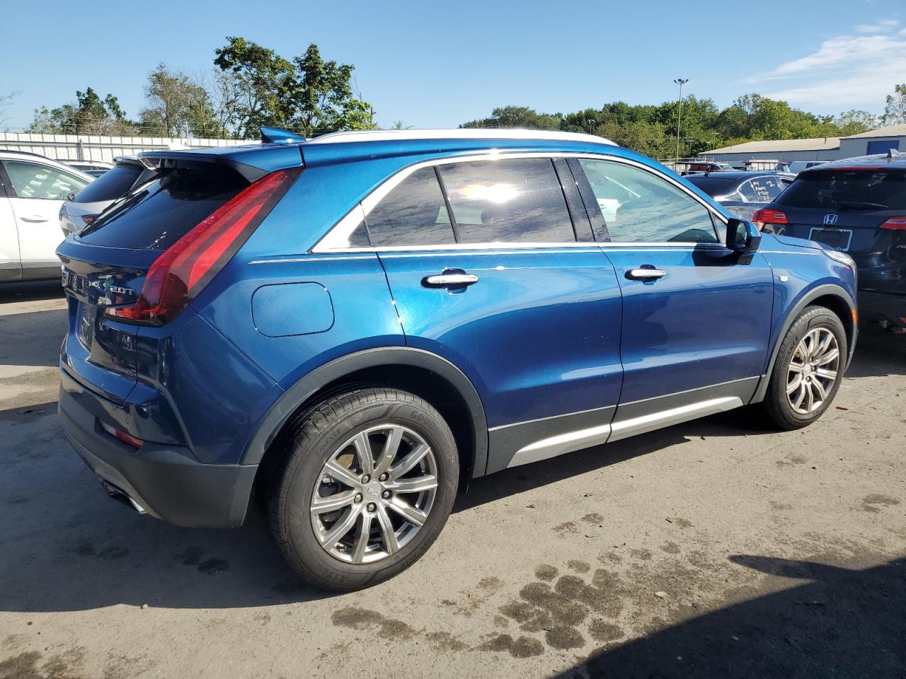 CADILLAC XT4 PREMIUM LUXURY