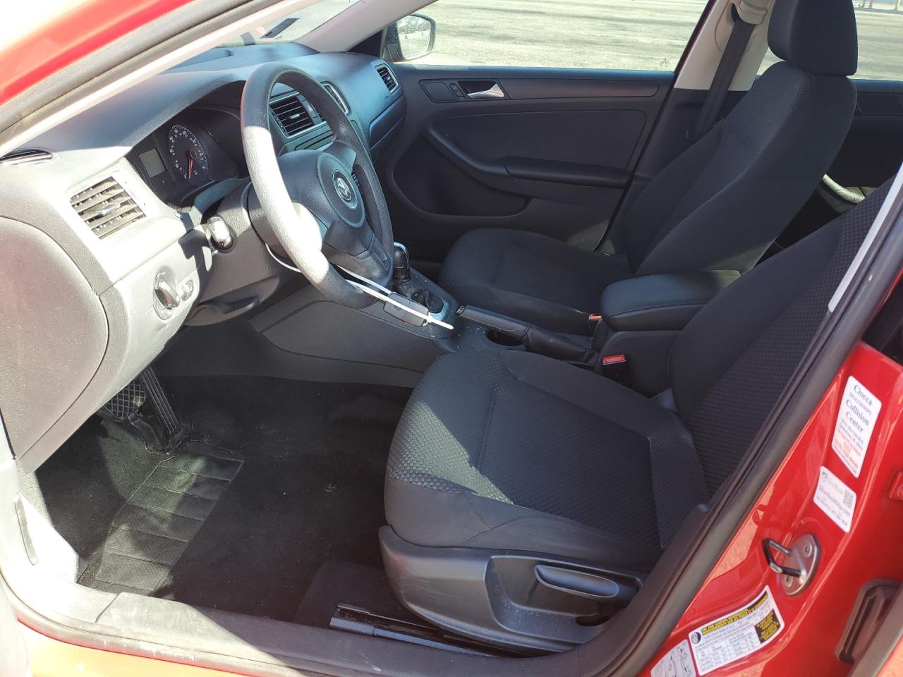 VOLKSWAGEN JETTA BASE