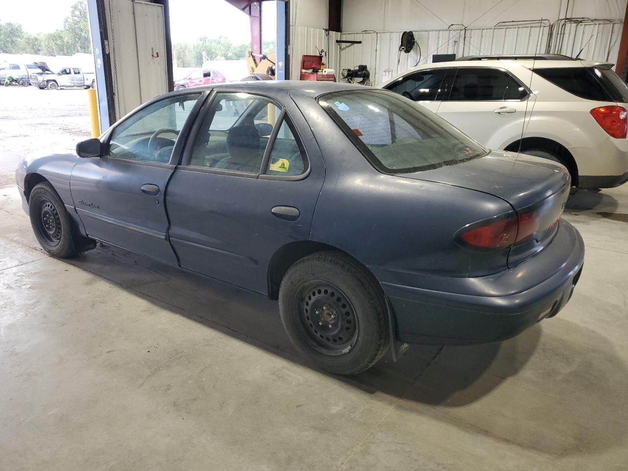Lot #3220713295 1997 PONTIAC SUNFIRE SE