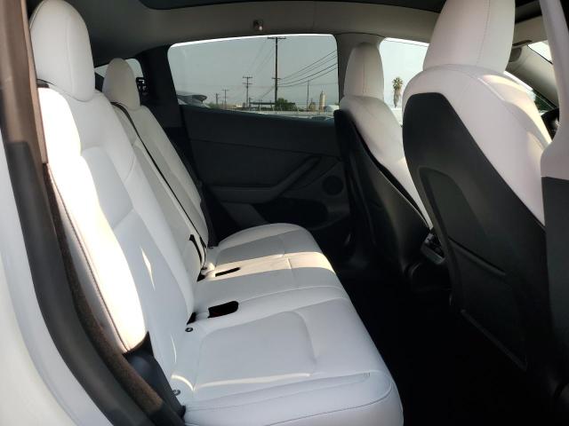 2024 TESLA MODEL Y 7SAYGDEE6RF127377