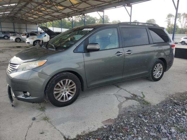 TOYOTA SIENNA XLE