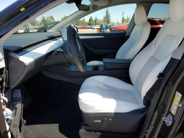 2024 TESLA MODEL Y 7SAYGAEE4RF010802