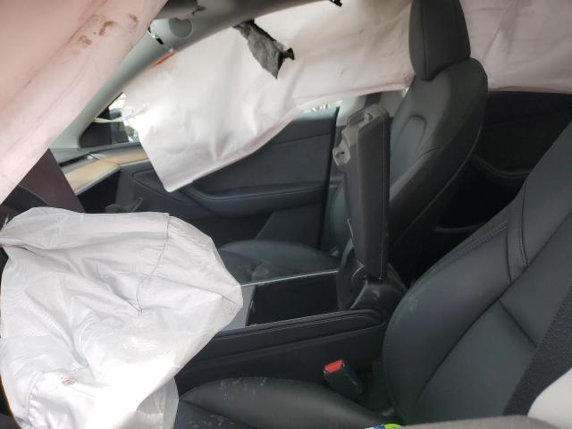 2024 TESLA MODEL Y 7SAYGDEE4RA261737