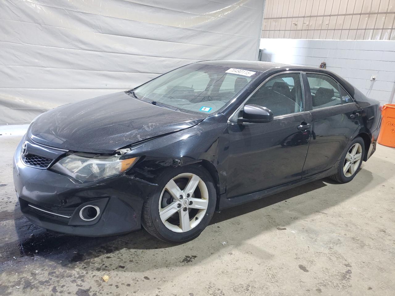 TOYOTA CAMRY BASE