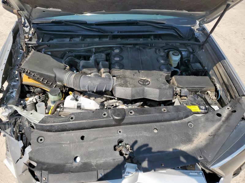 2022 TOYOTA 4RUNNER SR JTEEU5JRXN5261467