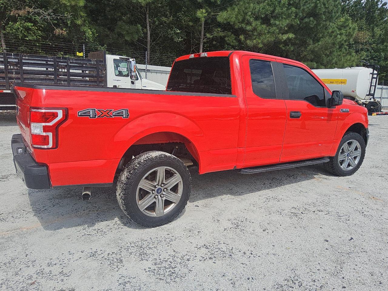 FORD F-150 SUPER CAB