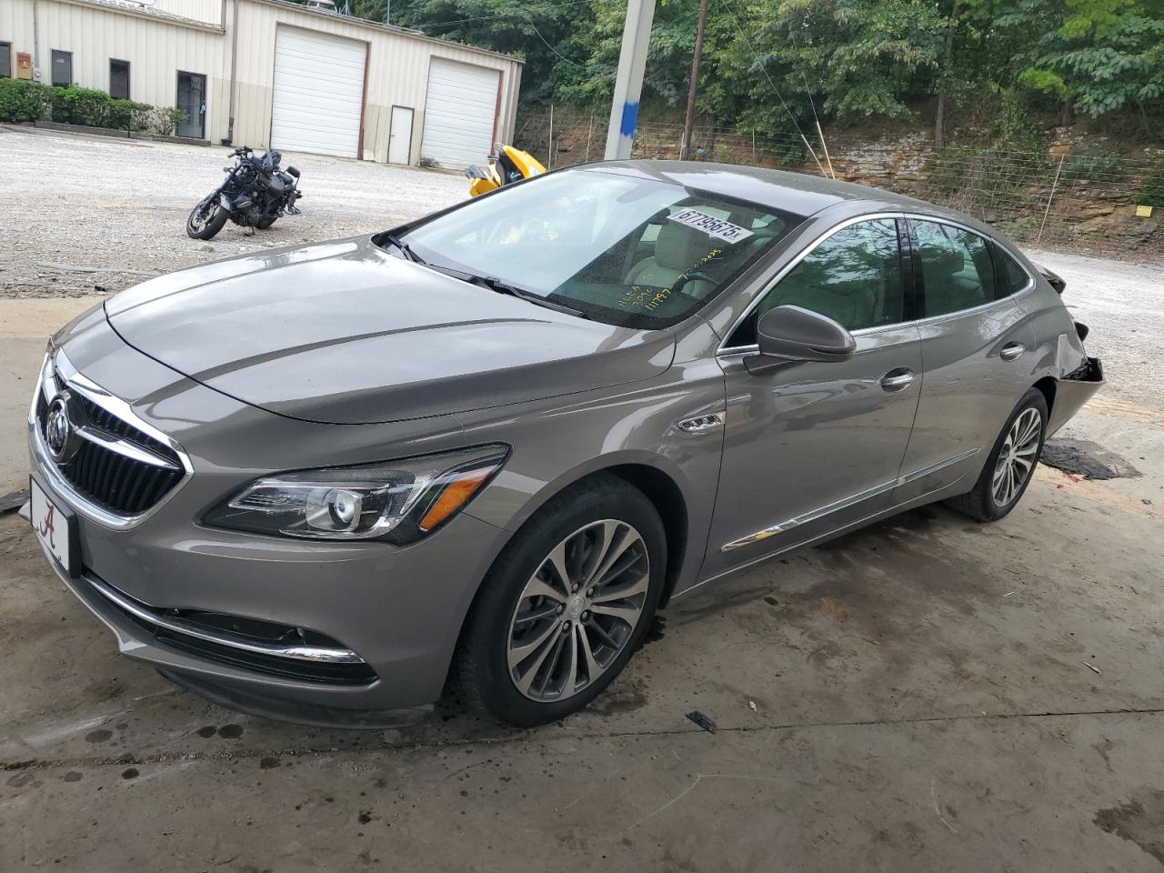 BUICK LACROSSE ESSENCE