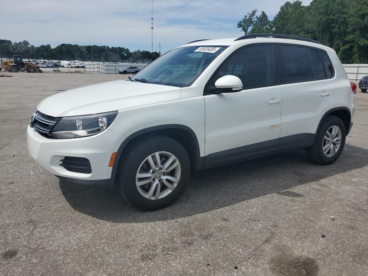 VOLKSWAGEN TIGUAN S