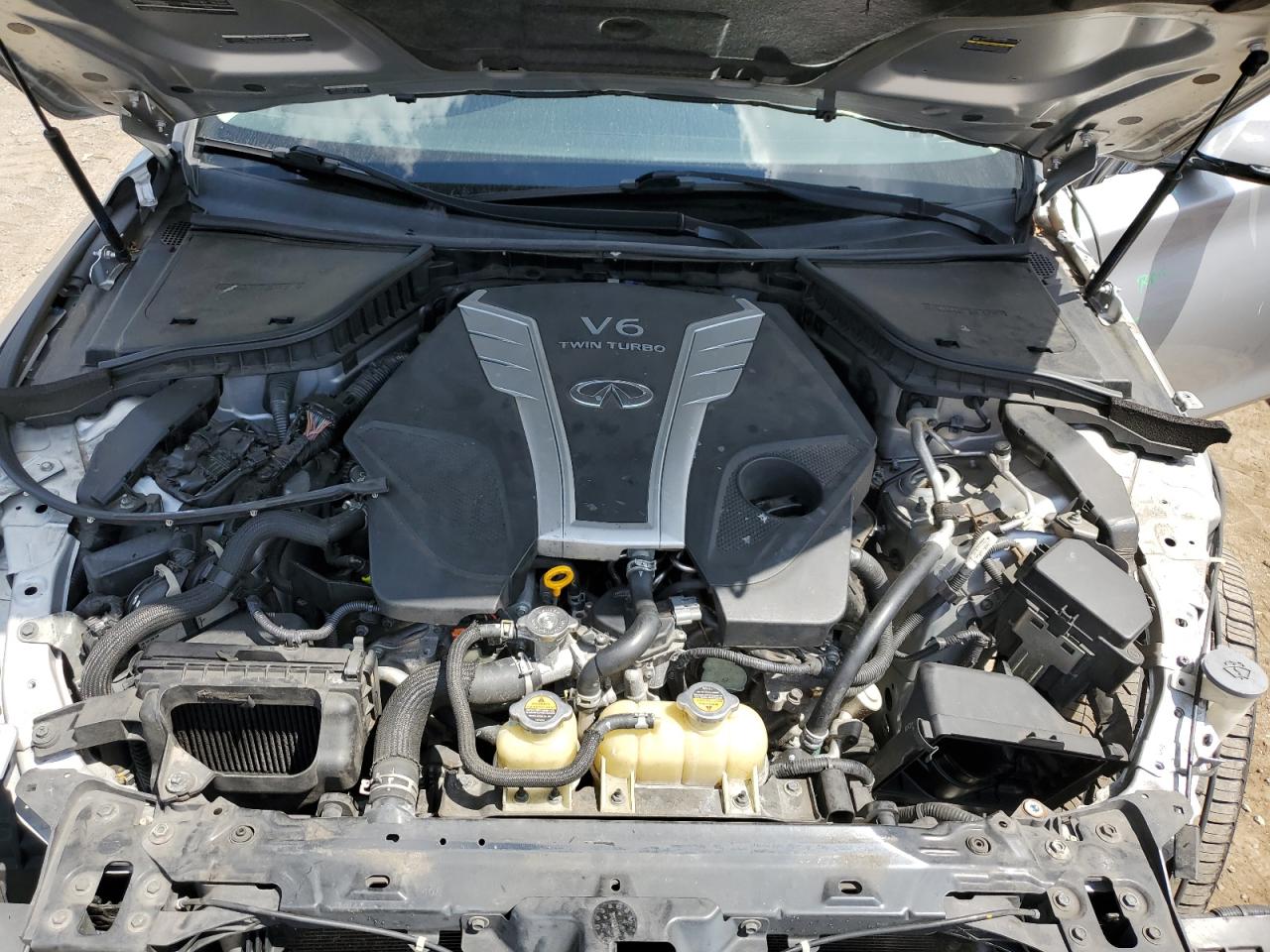 INFINITI Q50 PREMIUM