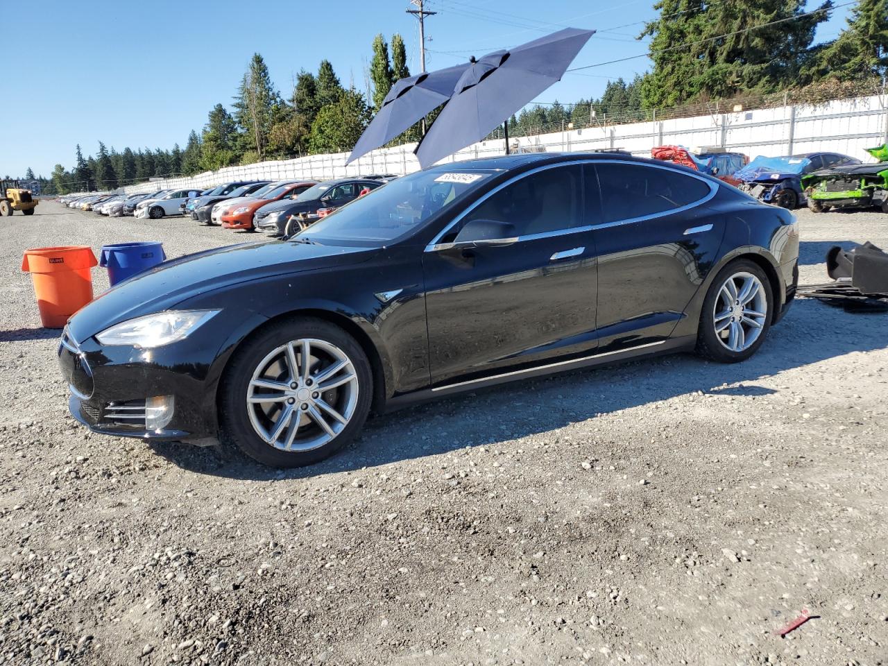 TESLA MODEL S