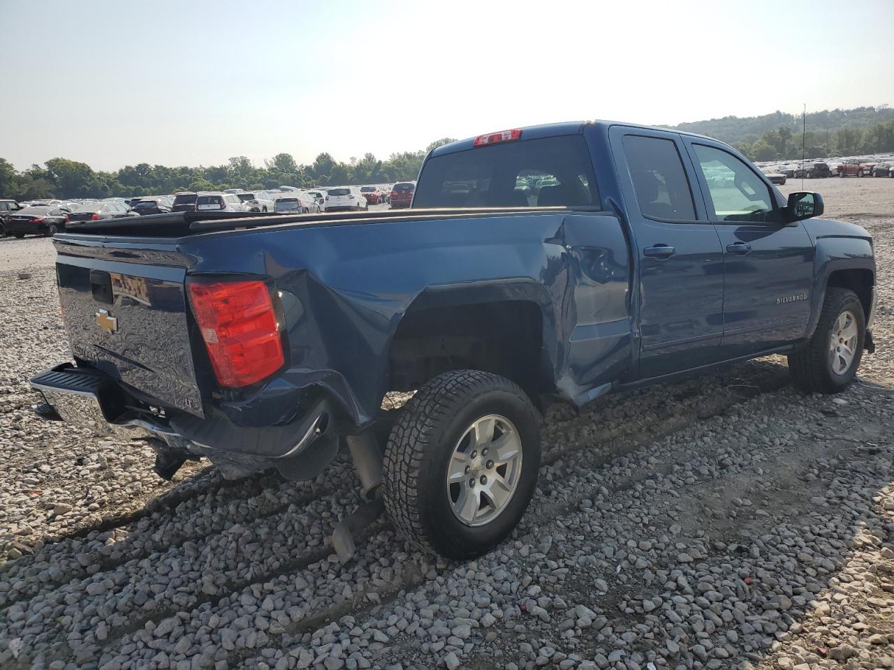 CHEVROLET SILVERADO C1500 LT