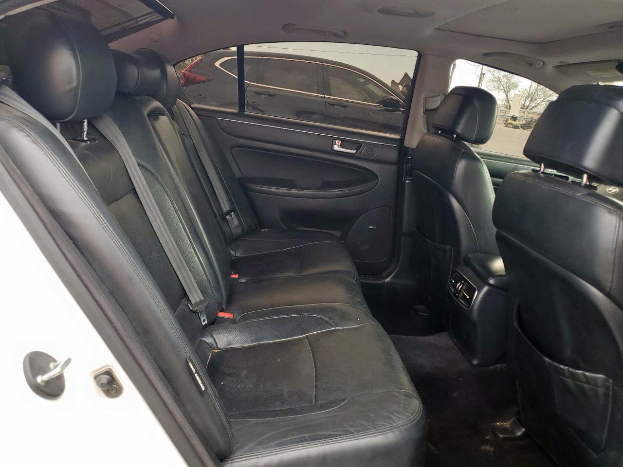 HYUNDAI GENESIS 5.0L