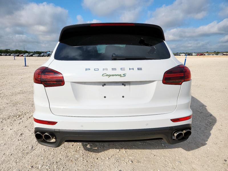 2016 PORSCHE CAYENNE SE WP1AE2A24GLA64521