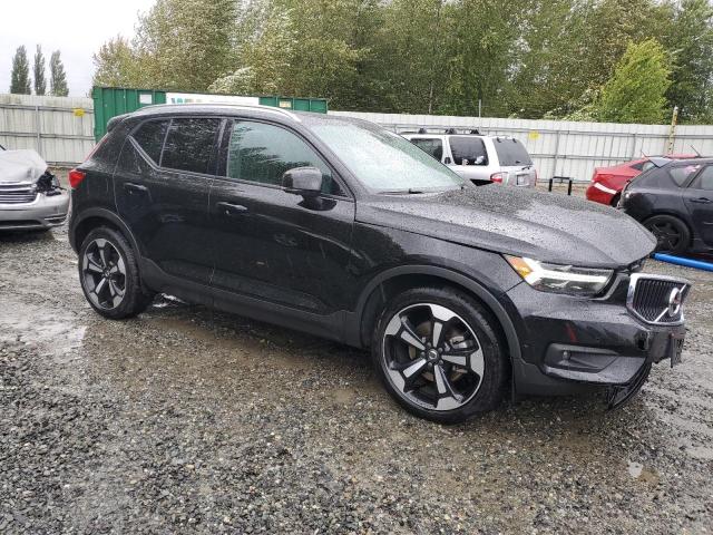 2019 VOLVO XC40 T5 MOMENTUM YV4162UK6K2140035