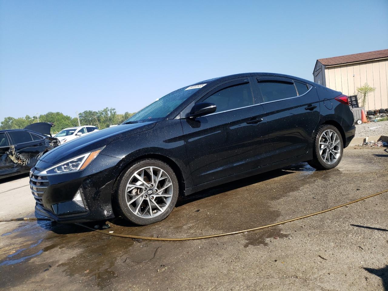 HYUNDAI ELANTRA SEL
