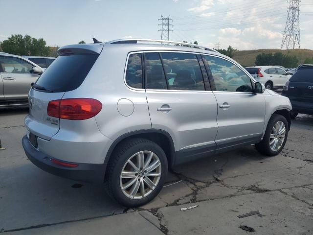 2015 VOLKSWAGEN TIGUAN S - WVGBV7AX8FW511620
