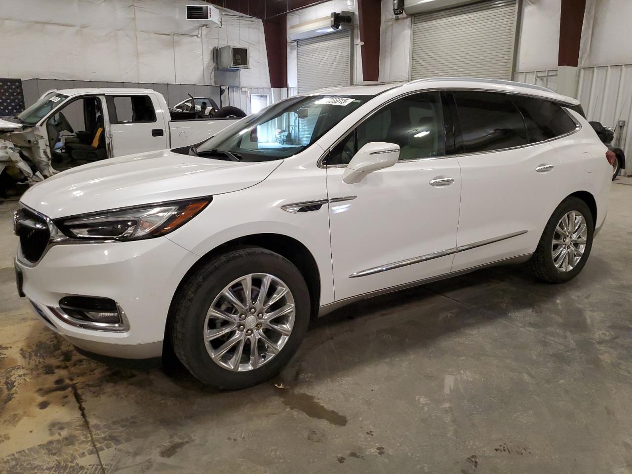 BUICK ENCLAVE ESSENCE