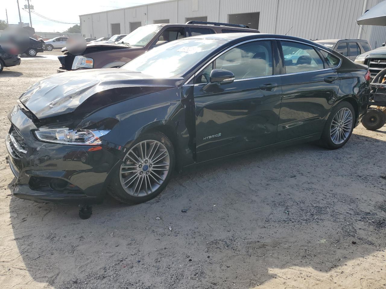 FORD FUSION SE HYBRID