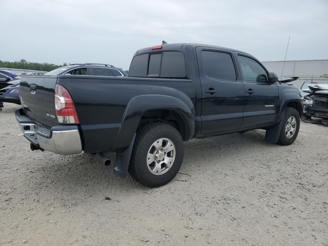 TOYOTA TACOMA DOUBLE CAB