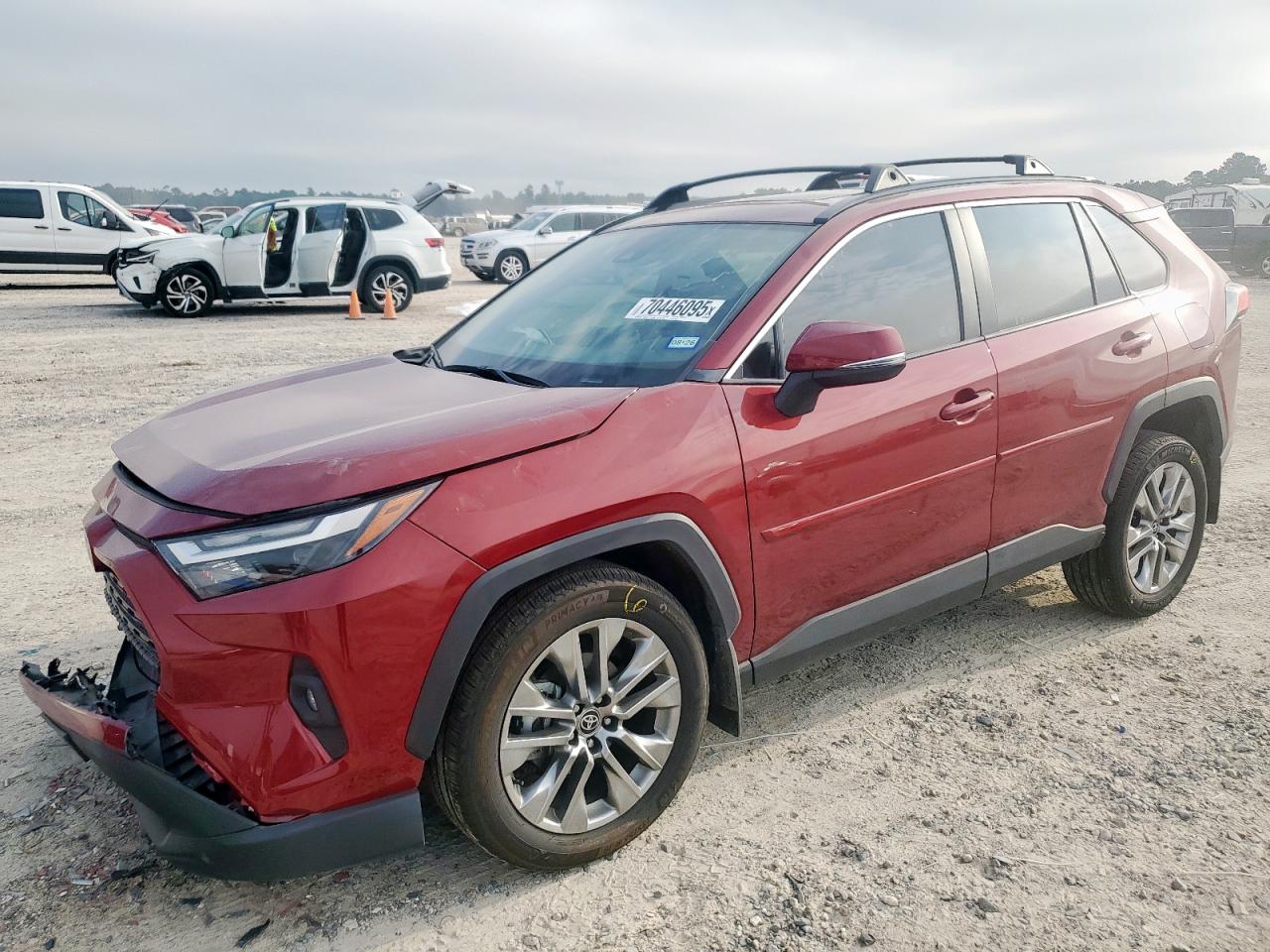 TOYOTA RAV4 XLE PREMIUM