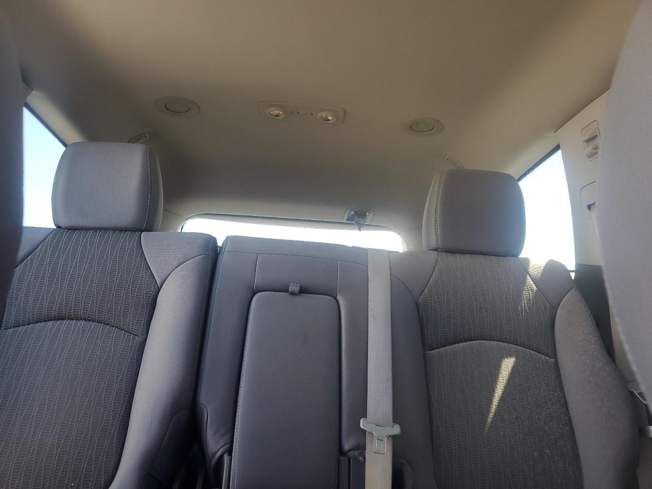 CHEVROLET TRAVERSE LS