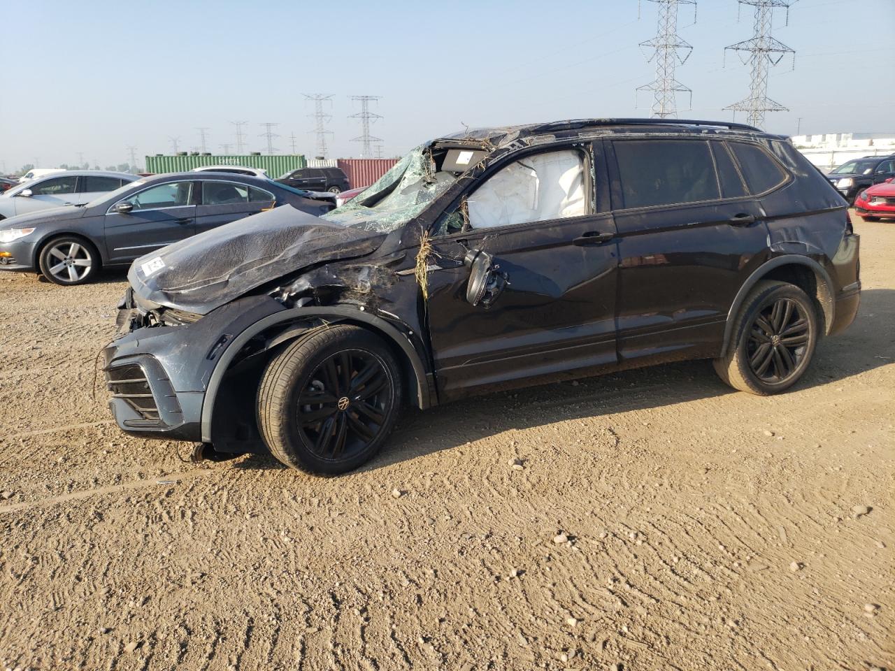 VOLKSWAGEN TIGUAN SE R-LINE BLACK