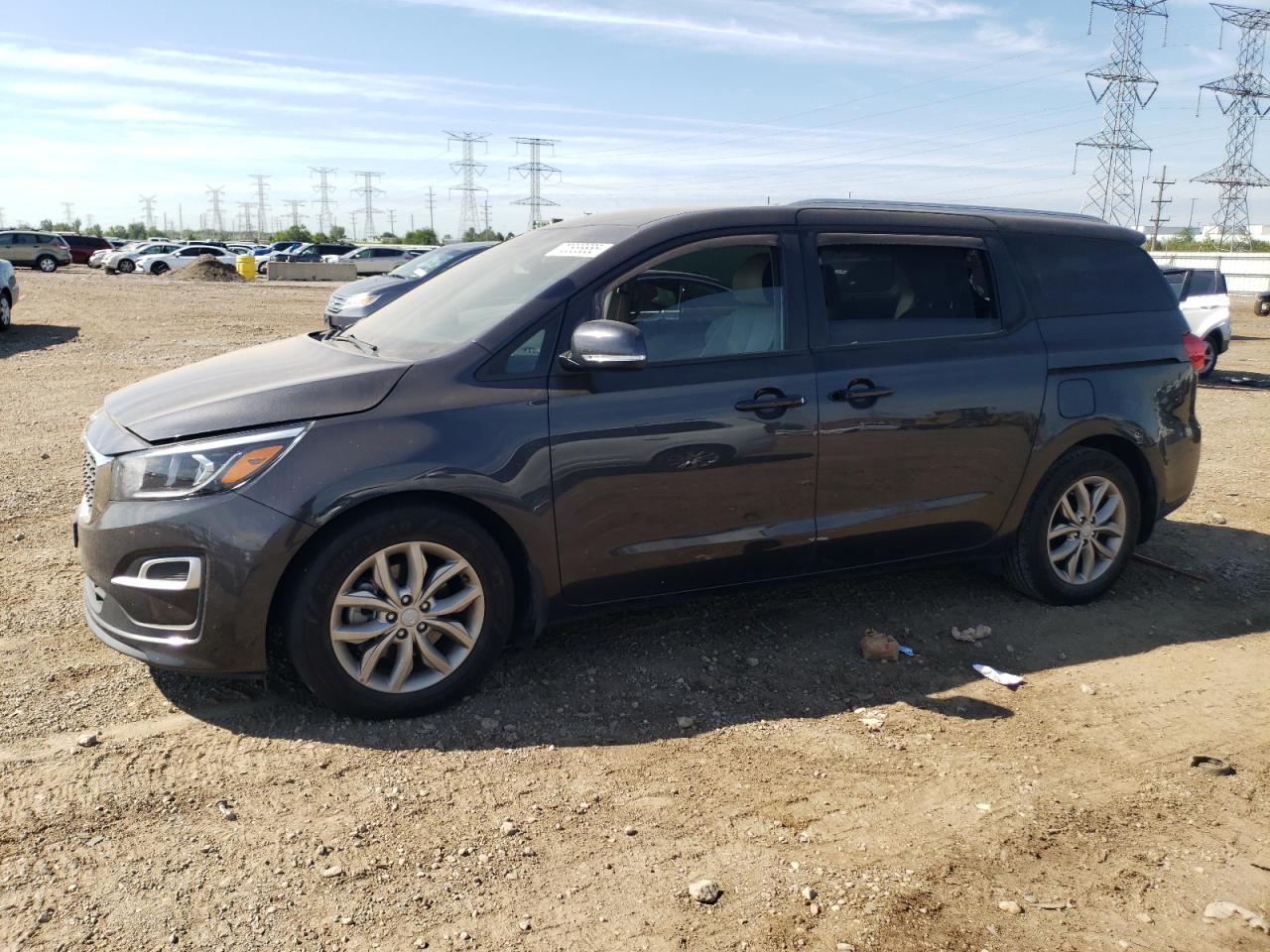  Salvage Kia Sedona