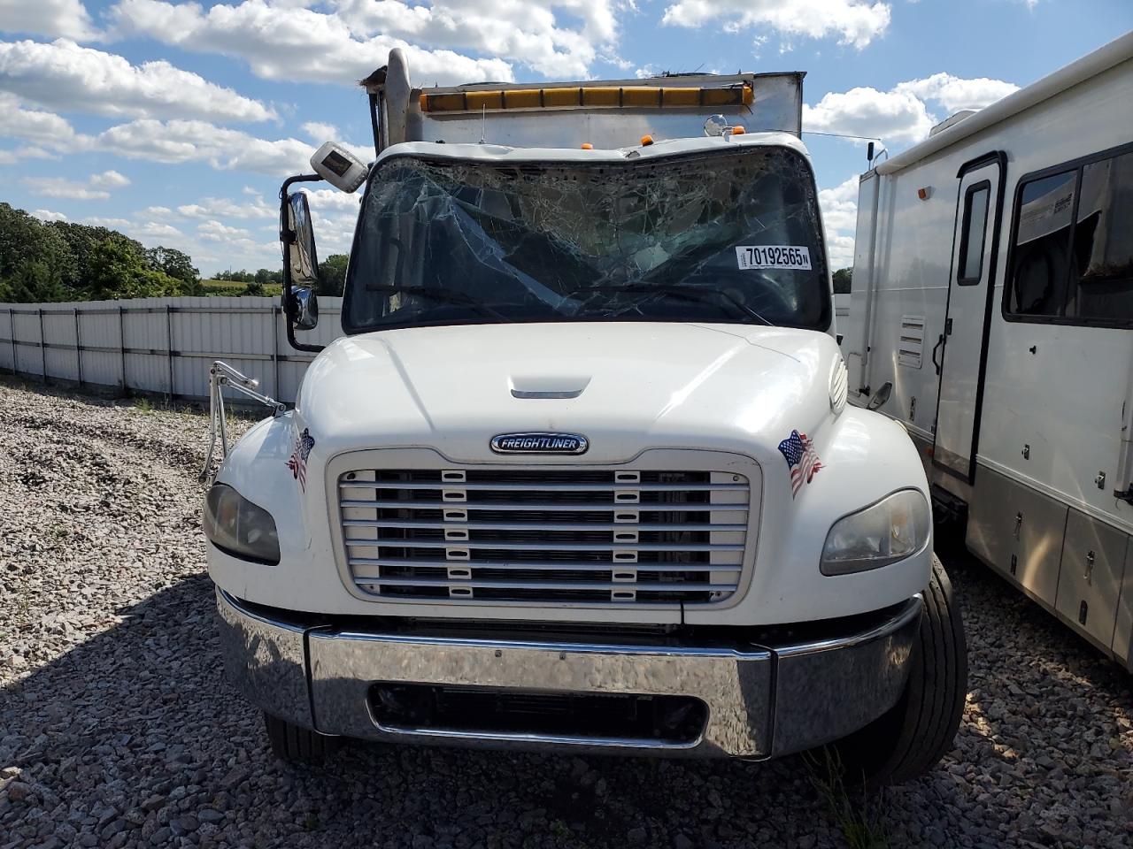 Lot #3261341502 2008 FREIGHTLINER M2 106 MED