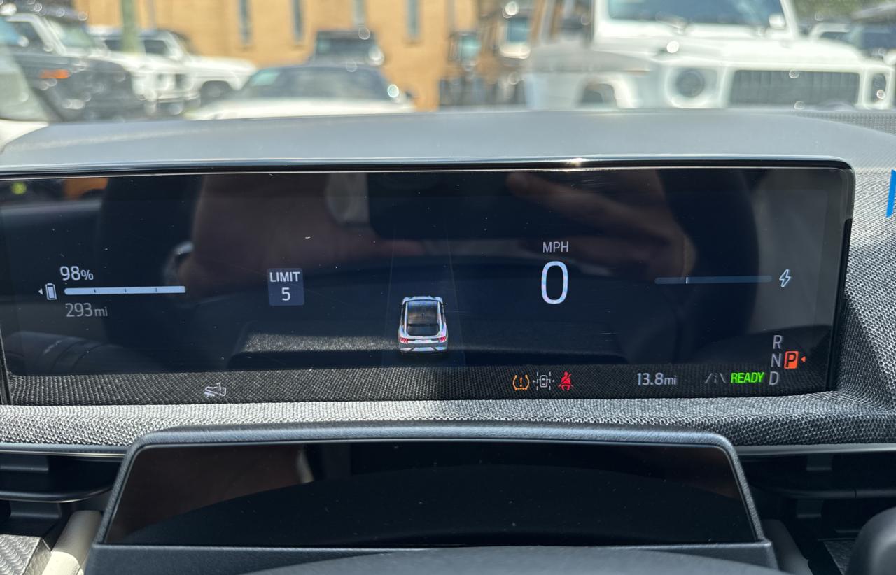 FORD MUSTANG PREMIUM