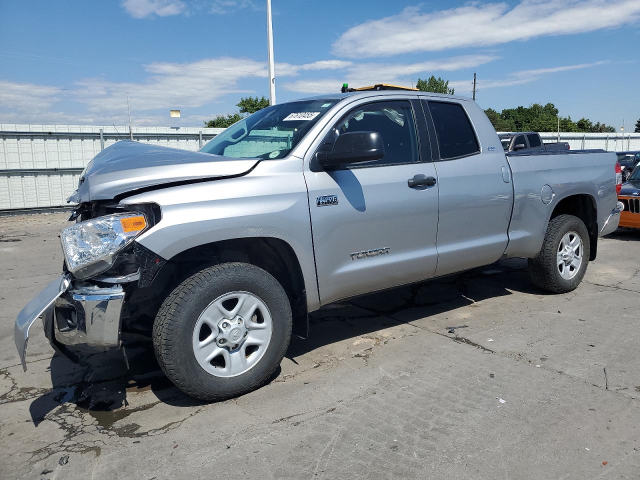 TOYOTA TUNDRA DOUBLE CAB SR