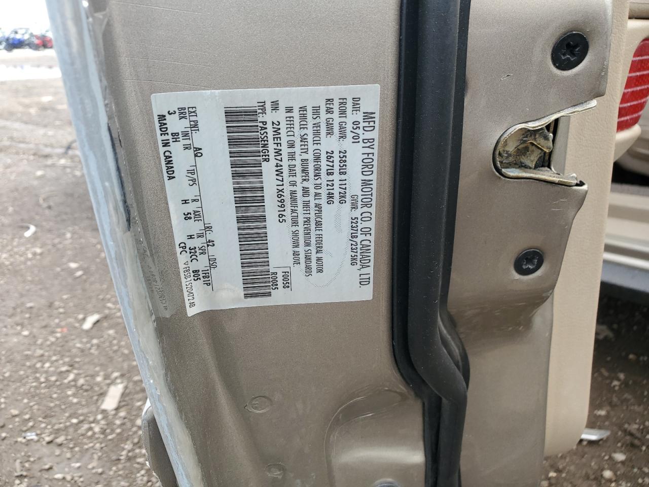 Lot #3290244263 2001 MERCURY GRAND MARQ