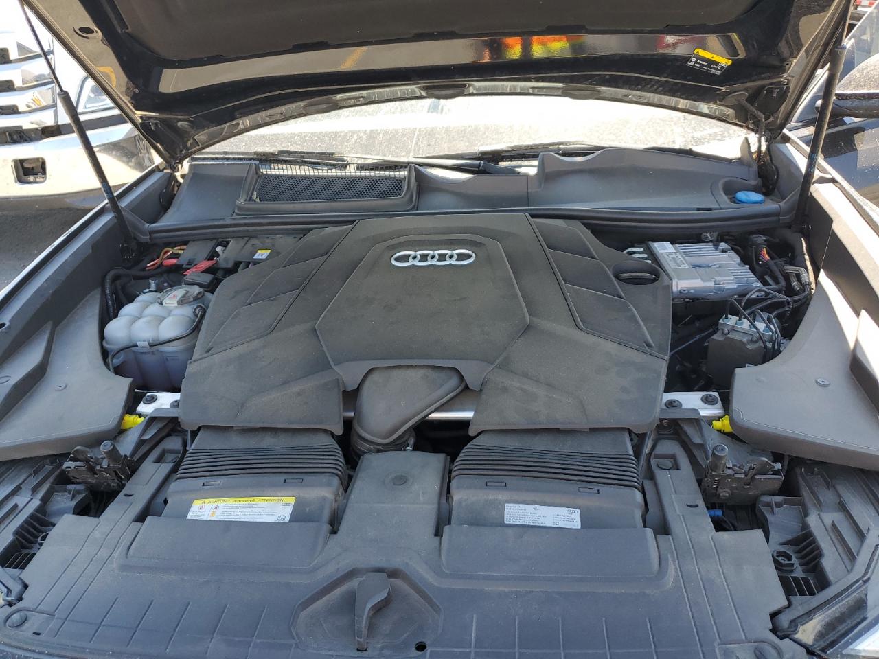 AUDI Q8 PREMIUM PLUS S-LINE