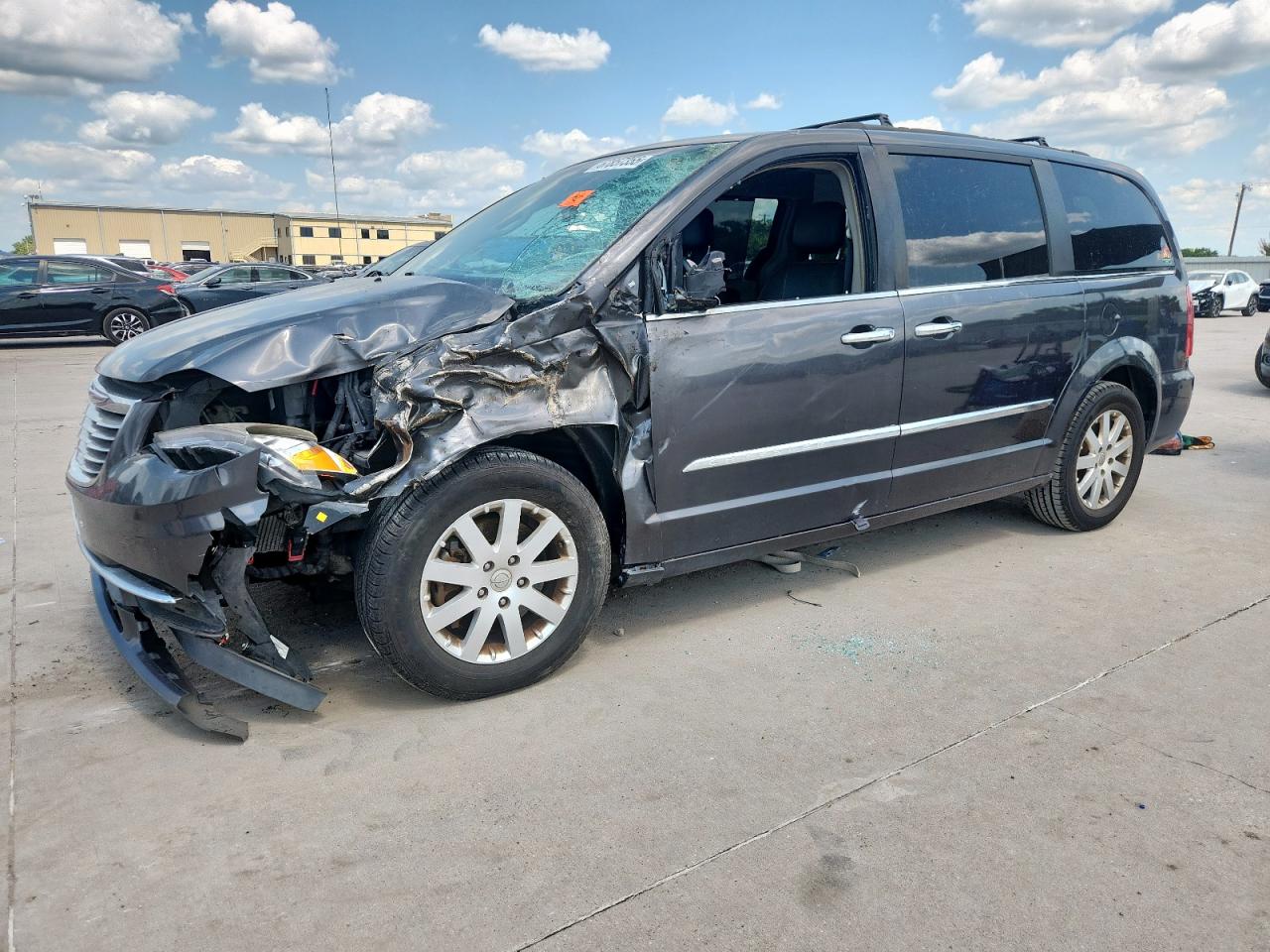 CHRYSLER TOWN & COUNTRY TOURING