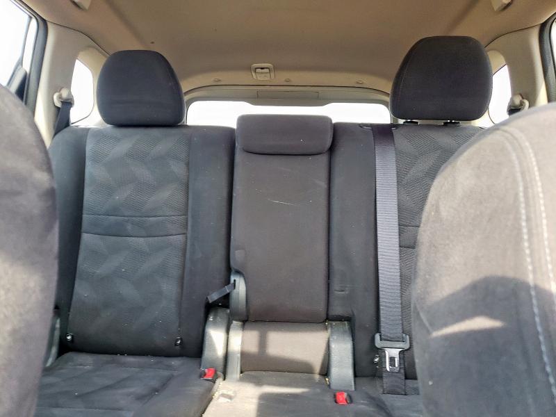 2015 NISSAN ROGUE S KNMAT2MV3FP521906