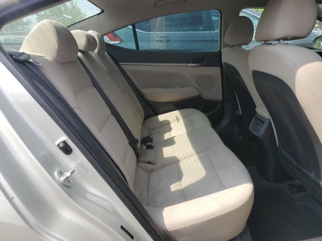 2018 HYUNDAI ELANTRA SE - 5NPD84LF0JH372413