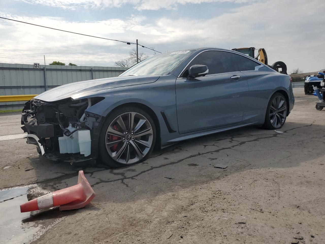 INFINITI Q60 RED SPORT 400