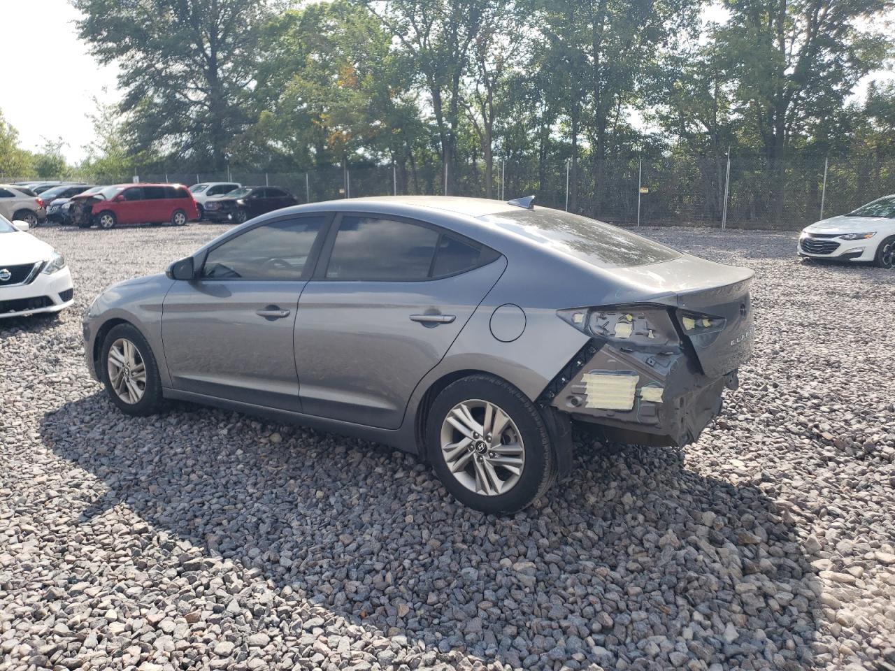 HYUNDAI ELANTRA SEL