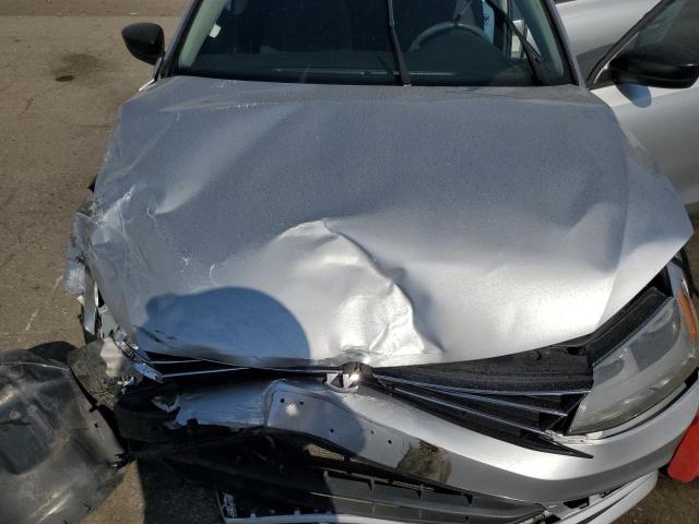 2016 VOLKSWAGEN JETTA SE 3VWD67AJ8GM253393