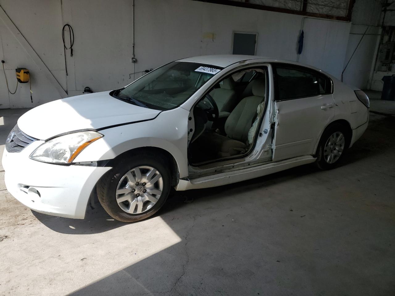NISSAN ALTIMA BASE