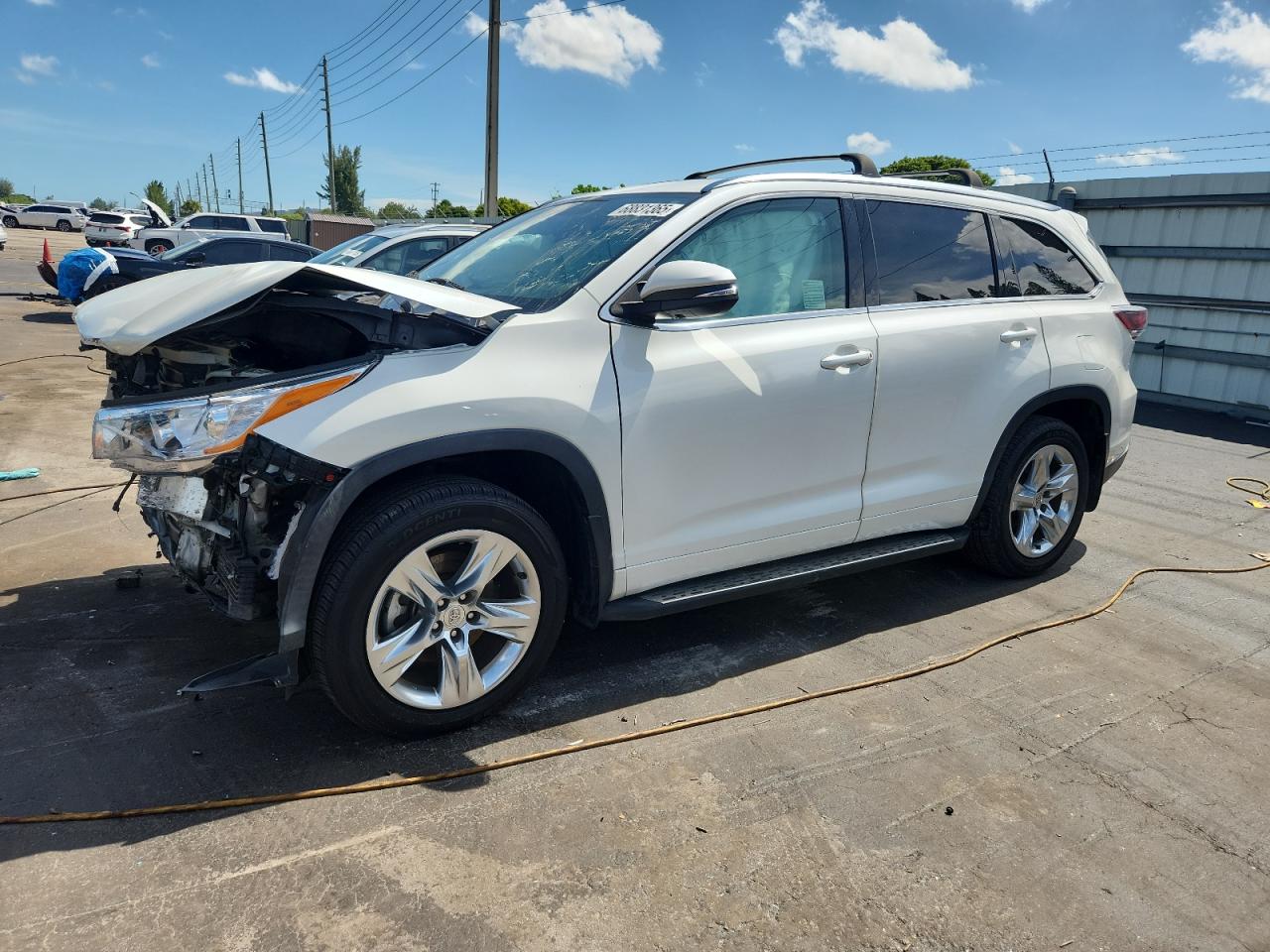TOYOTA HIGHLANDER LIMITED