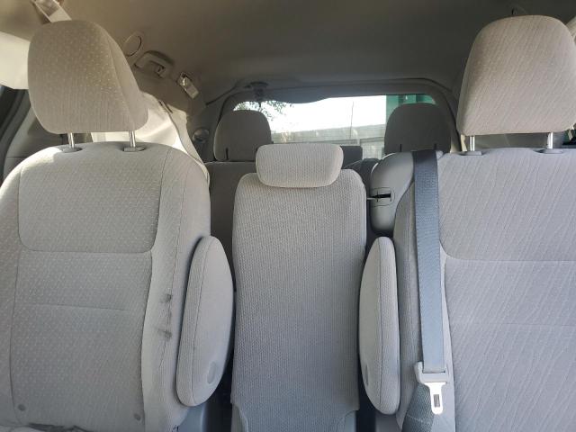 2019 TOYOTA SIENNA LE 5TDKZ3DC5KS001780