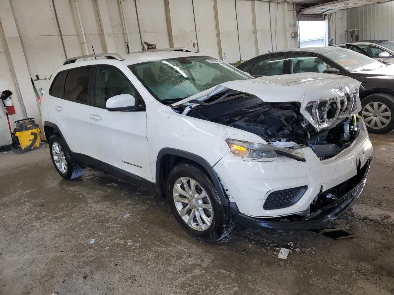 JEEP GRAND CHEROKEE LATITUDE