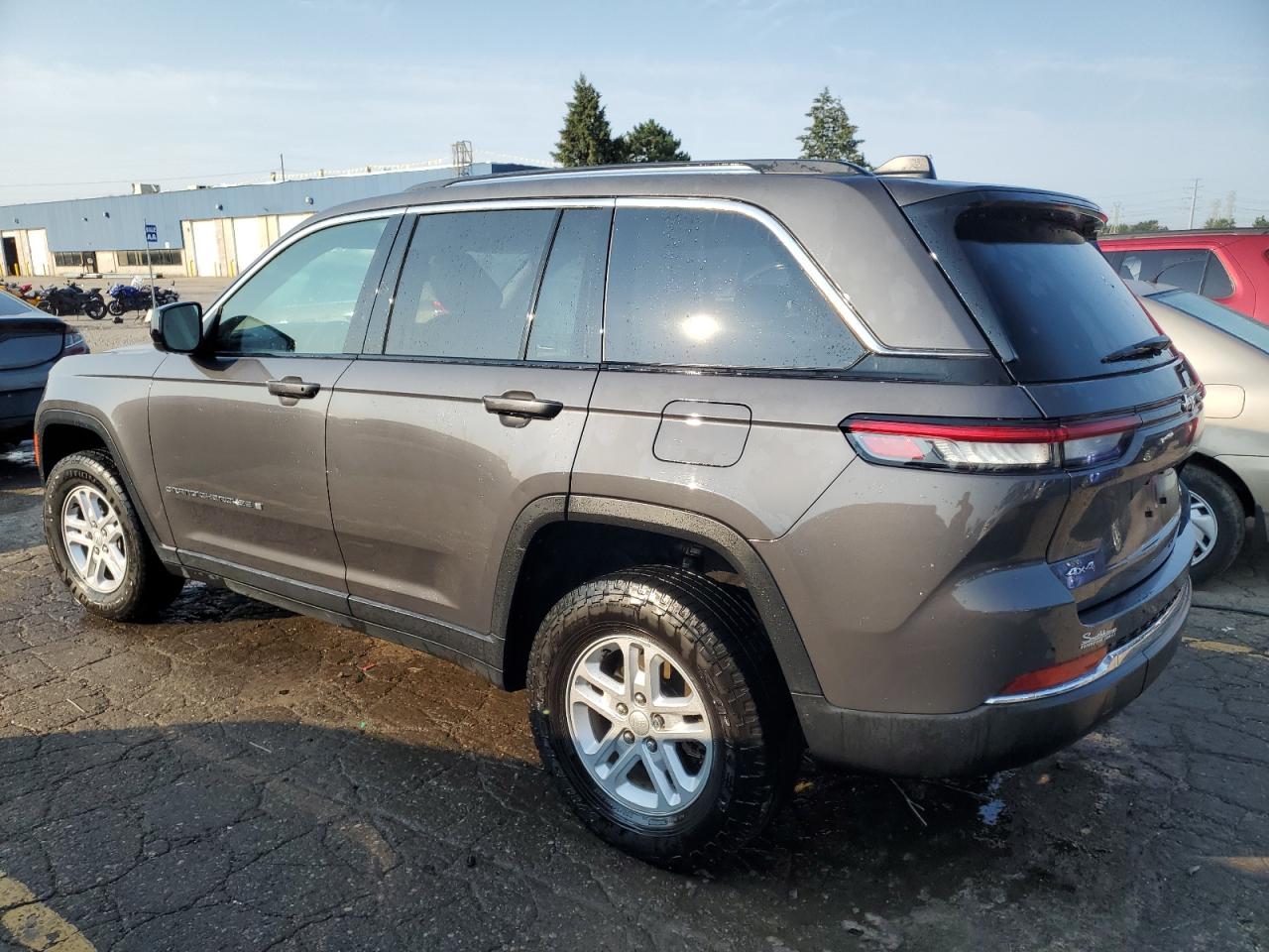 JEEP GRAND CHEROKEE LAREDO
