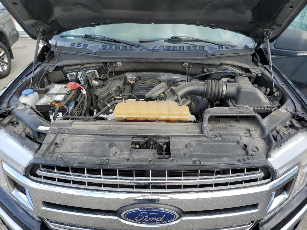 FORD F-150 SUPERCREW